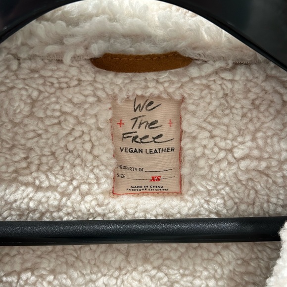 SOLD - Free People We The Free Vegan Exchange Shearling Jacket Coat XS BNWT - Picture 6 of 14